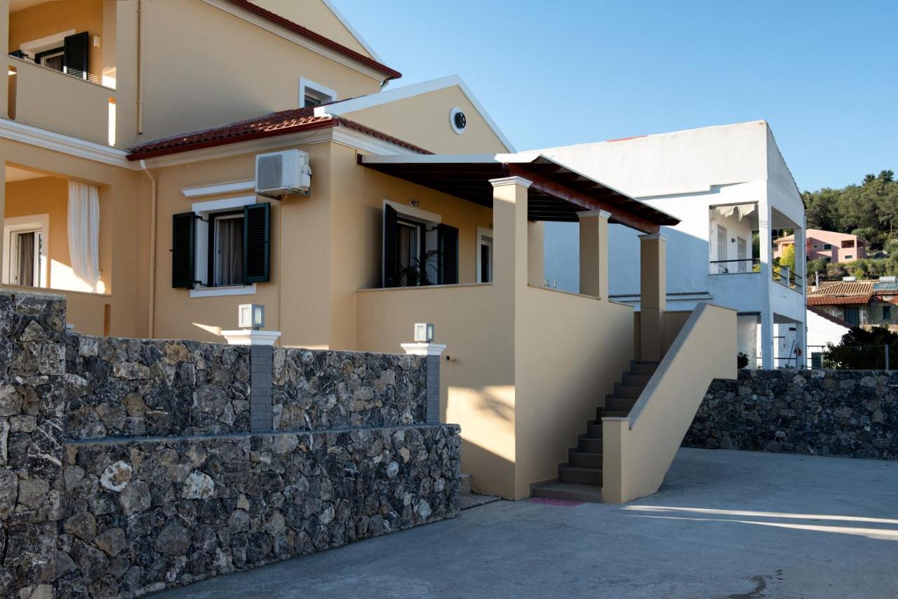 Casa Dell Amore Petrití Exteriér fotografie